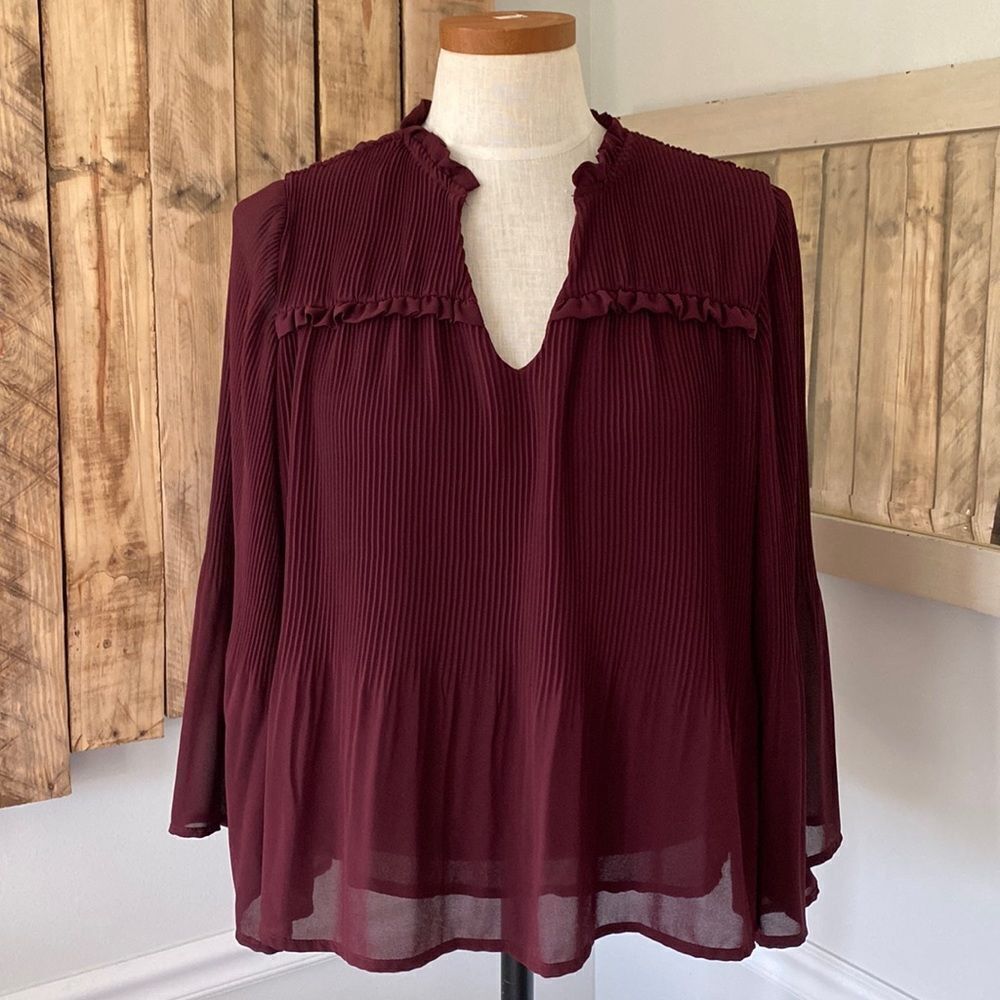 Laundry by Shelli Segal Long Sleeve Lightweight Flowy‎ Ribbed V-Neck Blouse Sz S